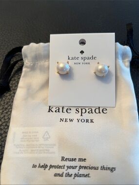 kate spade Cream Pearl Stud Earrings with Gold Accents